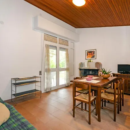 Prázdninový dům Locazione Turistica Villaggio Laura